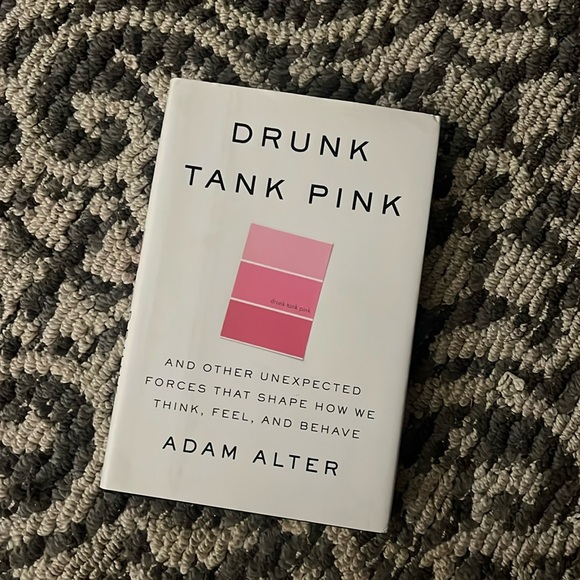 Drunk Tank Pink by Adam Alter - Picture 1 of 4